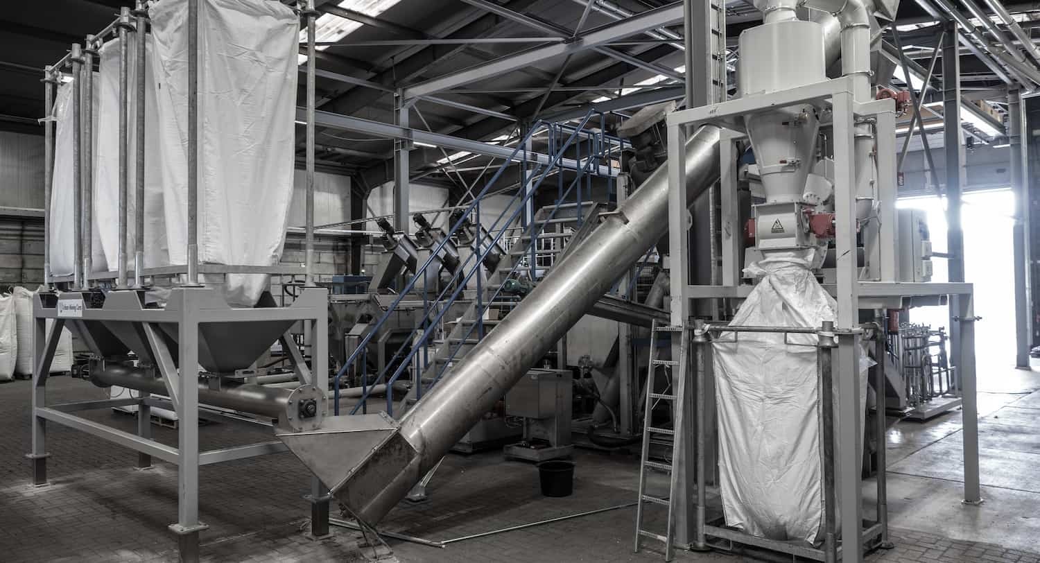 Revolutionising Industrial Processes: Unveiling the IBC Filling Machine